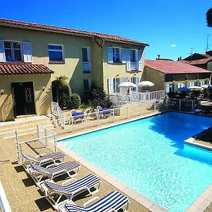 Lou Paouvadou Hotell
